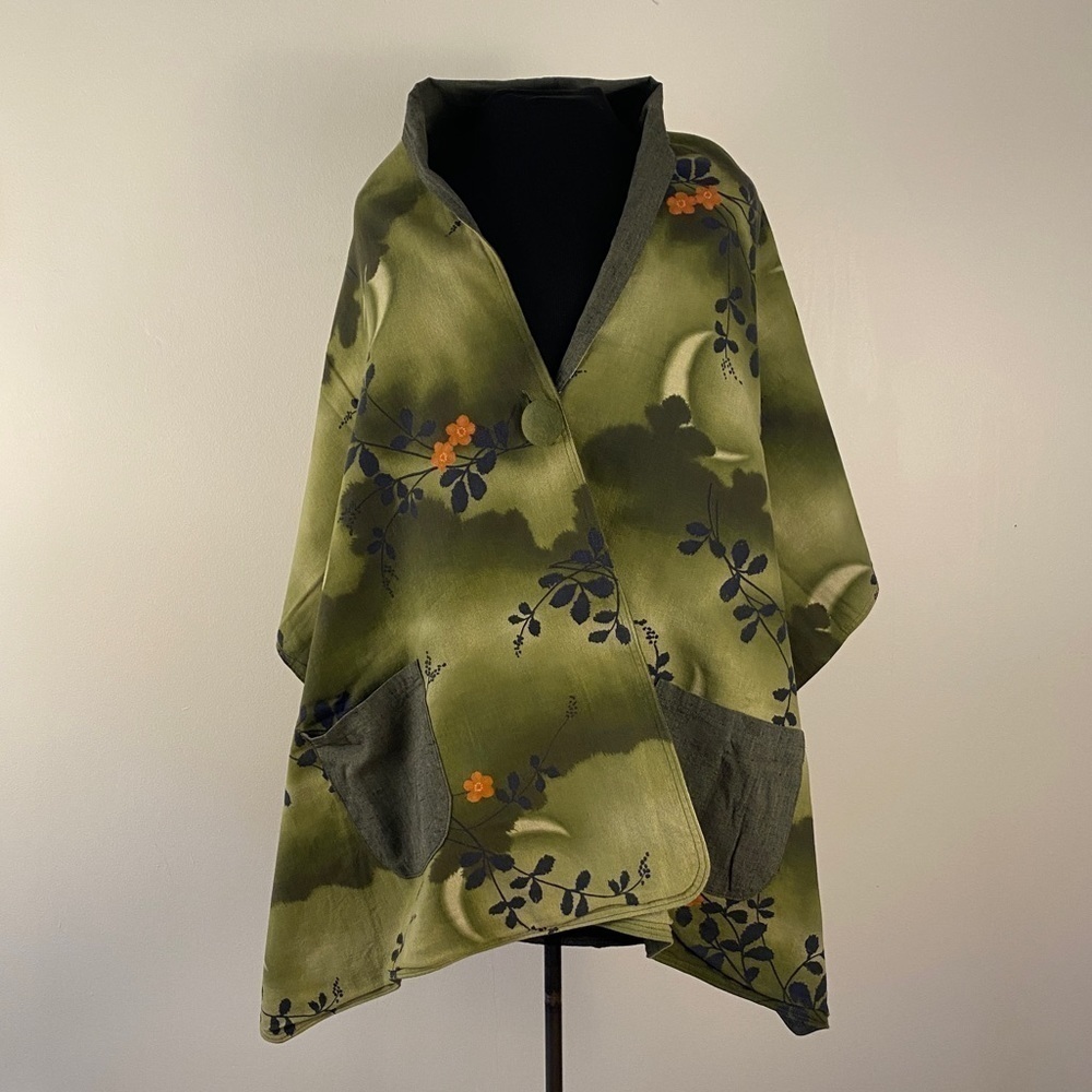 SHAWL wrap green floral Asian inspired buttoned